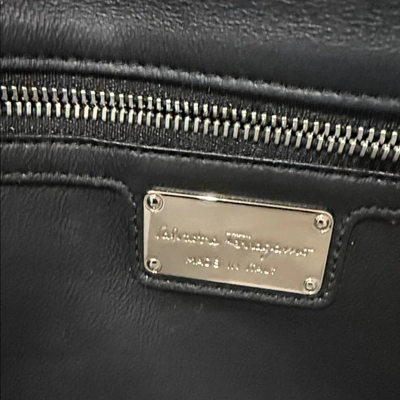Salvatore Ferragamo Black Leather Shoulder Bag - Picture 4 of 13